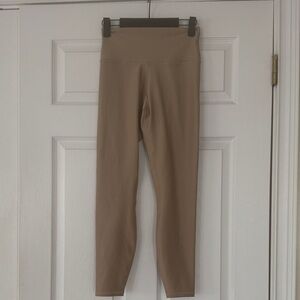 NWOT  ALO Women’s Yoga Taupe High-Waisted Leggings size S